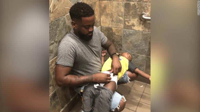 Should the changing tables for babies be installed in all men's bathrooms? Is it the best thing to do? 1